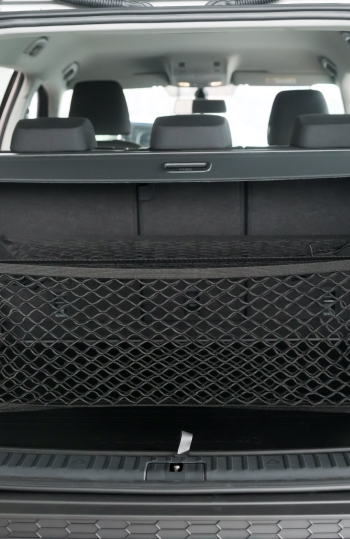 Rubber threads for cargo netting